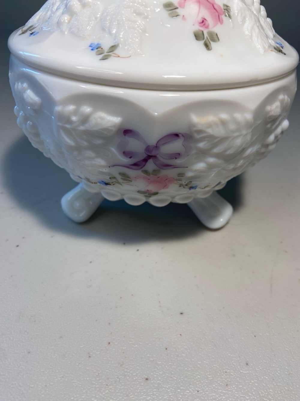 VTG Westmoreland Glass Covered Trinket Dish with Pink Rose and Purple Bow - Picture 2 of 14